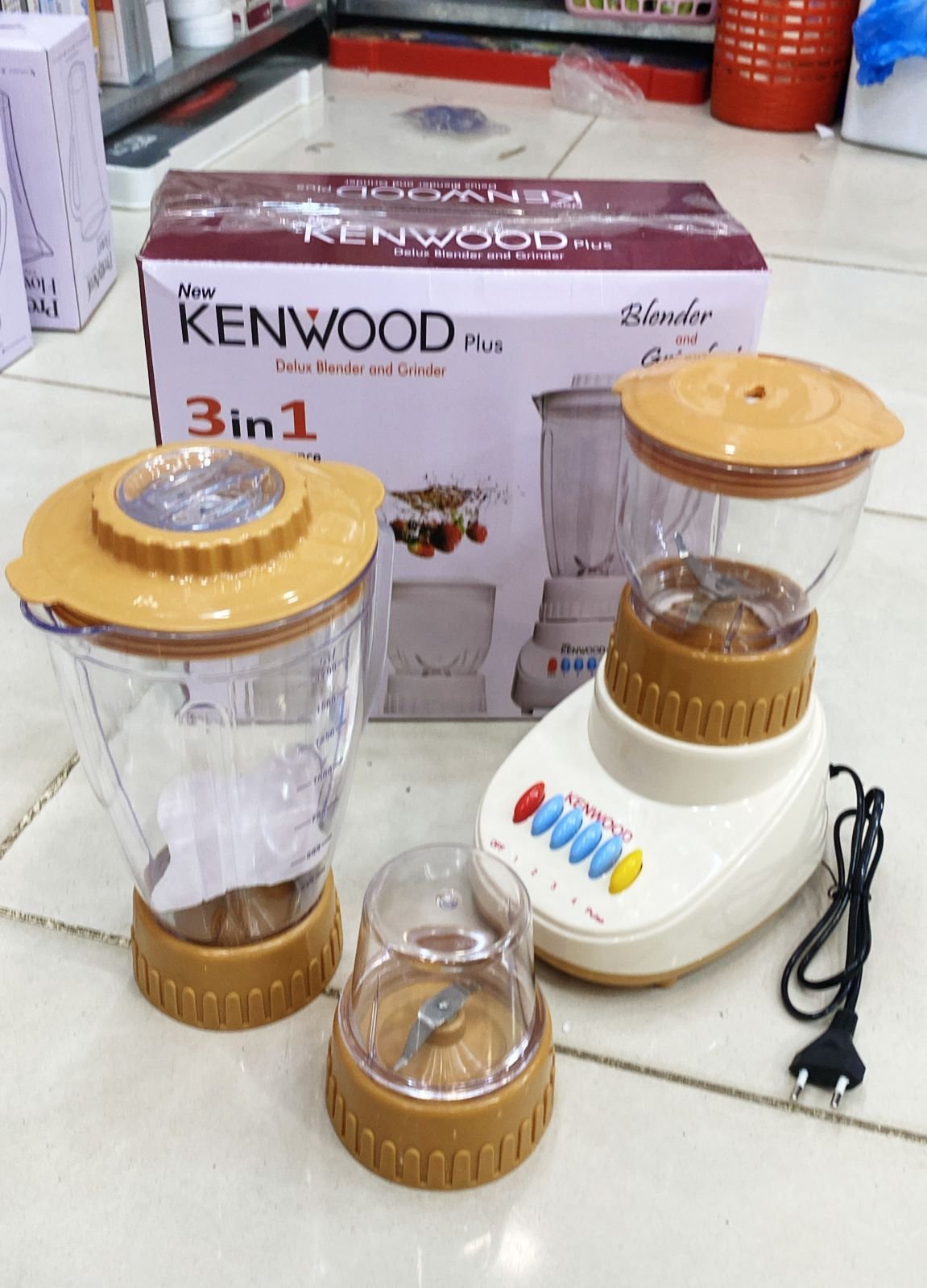 Premium-Quality-Kenwood-3in1-Juicer-Blender-Grinder-2800.jpeg Premium Quality Kenwood 3in1 Juicer Blender & Grinder - Image 1
